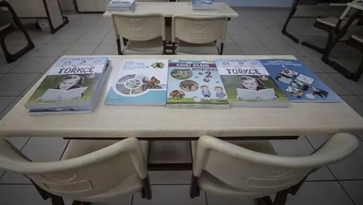 MEB'DEN 'DERS KİTAPLARI' KARARI