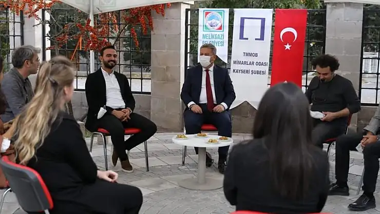 'MELİKGAZİ BULUŞMA NOKTASI ULUSAL MİMARİ FİKİR YARIŞMASI' DEĞERLENDİRMESİ BAŞLADI