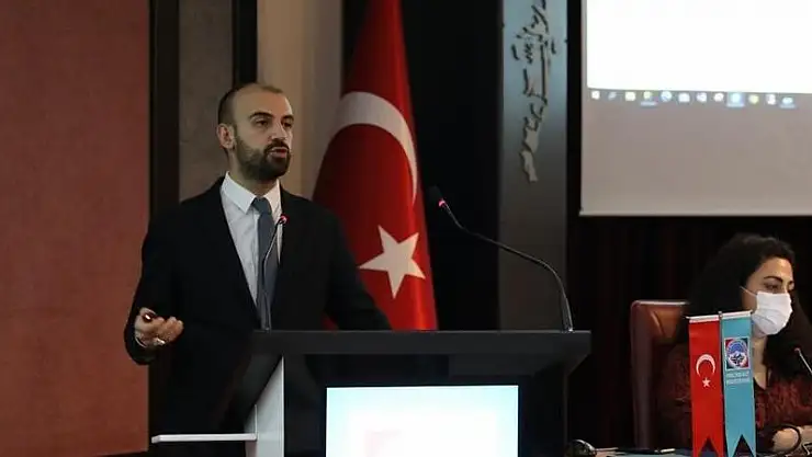 MELİKGAZİ'DE ELEKTRONİK BELGE YÖNETİM SİSTEMİ EĞİTİMİ VERİLDİ