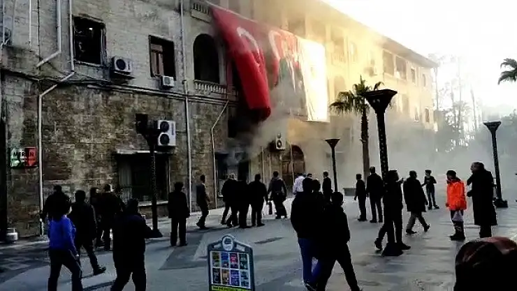 MERSİN BÜYÜKŞEHİR BELEDİYESİ'NDE PATLAMA