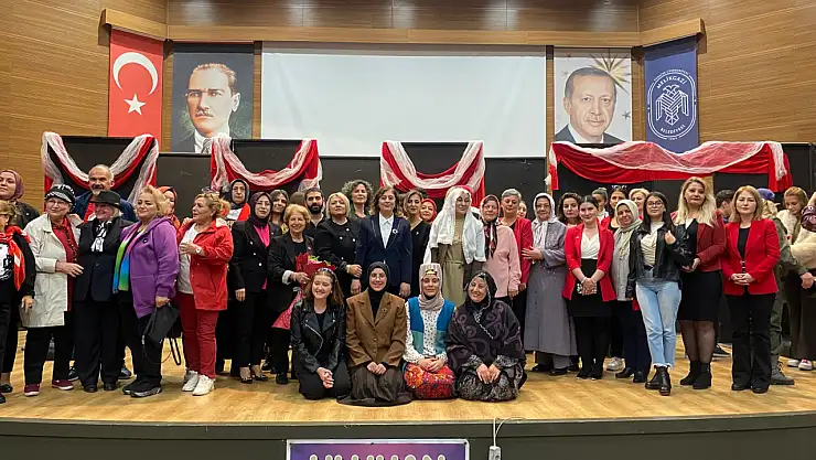 MHP KAÇEP'ten Cumhuriyet Bayramı'na özel anlamlı tiyatro gösterisi