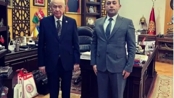 MHP KOCASİNAN İLÇE BAŞKANI ÖNDER: 'EMANETİ KİRLETMEYİZ, LEKELEMEYİZ, YERE DÜŞÜRMEYİZ'