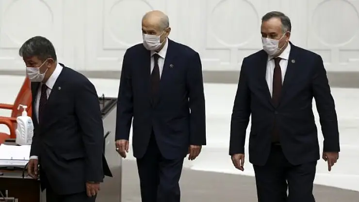 MHP LİDERİ DEVLET BAHÇELİ, TBMM'DE ALKIŞLARLA KARŞILANDI