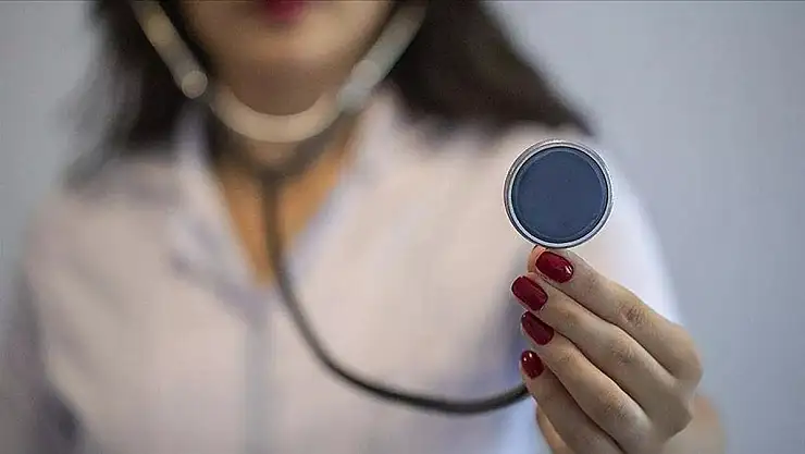 MHRS'DE YENİ DÖNEM: ÖNCE AİLE HEKİMİNE SONRA UZMANA