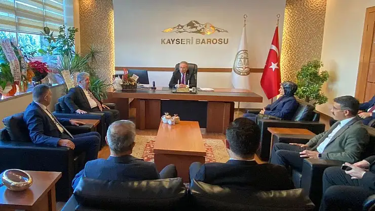 MİLLETVEKİLİ ÖZSOY'DAN BARO BAŞKANI ÖZSOY'A TEBRİK