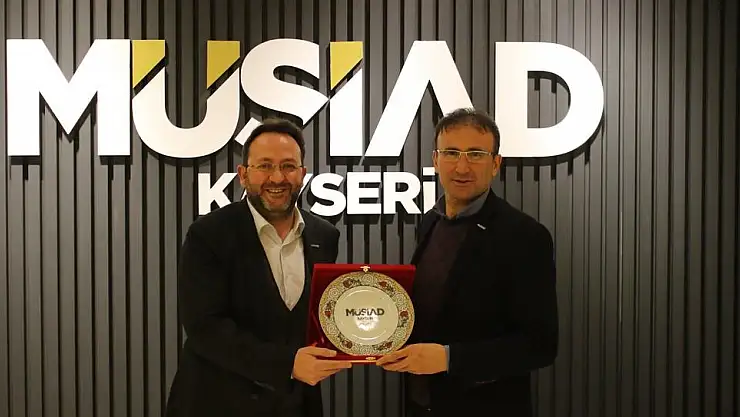 MÜSİAD KAYSERİ'DE BAYRAK DEĞİŞİMİ: YENİ BAŞKAN AKMERMER OLDU