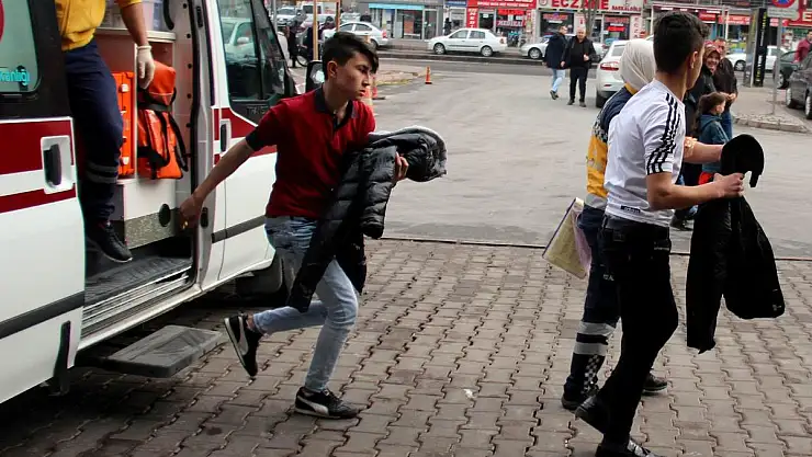 Naftalinden etkilenen 12 öğrenci hastanelik oldu