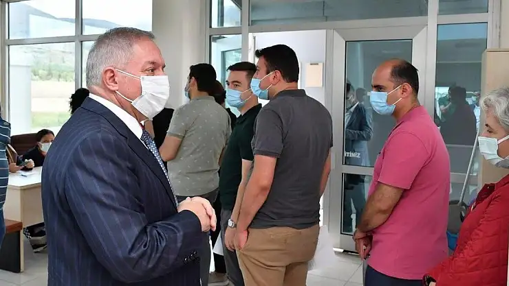 NURSAÇAN, KAYSERİ OSB'DEKİ AŞI UYGULAMA MERKEZİ'Nİ ZİYARET ETTİ