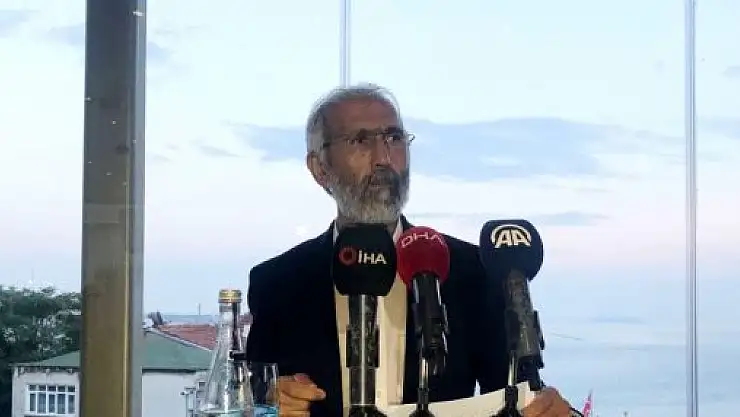 ÖCALAN'IN MEKTUBUNU OKUYAN AKADEMİSYEN, ÜNİVERSİTEDEKİ GÖREVİNDEN ALINDI