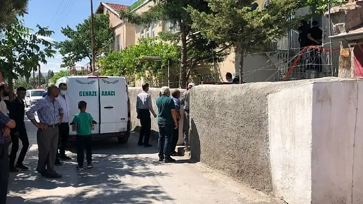 OĞLUNU TABANCAYLA ÖLDÜREN BABA ADLİYEDE