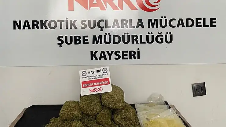 OTOBÜSLE UYUŞTURUCU SEVK EDERKEN YAKALANDI