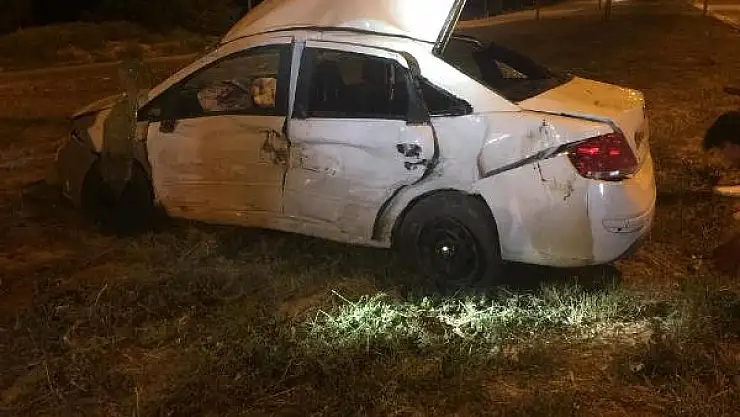 Otomobil Kiralayan Üniversiteliler Kaza Yaptı: 2 Ölü, 5 Yaralı