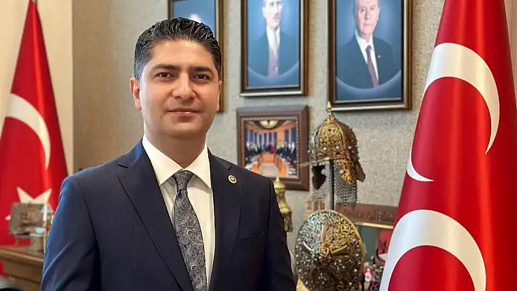 ÖZDEMİR'DEN ÖZGÜR ÖZEL'E: 'İNSANLARI ŞİDDETE TEŞVİK EDİYOR' 