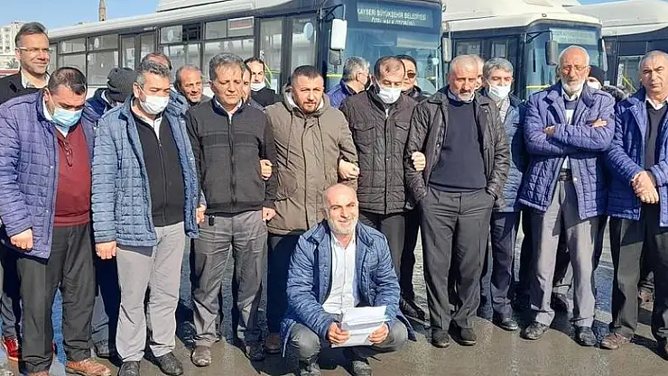 ÖZEL HALK OTOBÜSÜ ŞOFÖRLERİ ÇALIŞMA ŞARTLARININ İYİLEŞTİRİLMESİNİ İSTİYOR