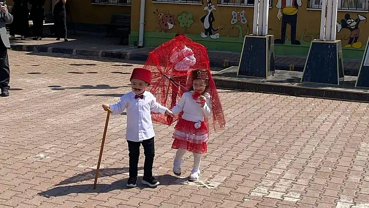 ÖZKAR ÖZEL EĞİTİM UYGULAMA OKULU'NDA 23 NİSAN COŞKUSU