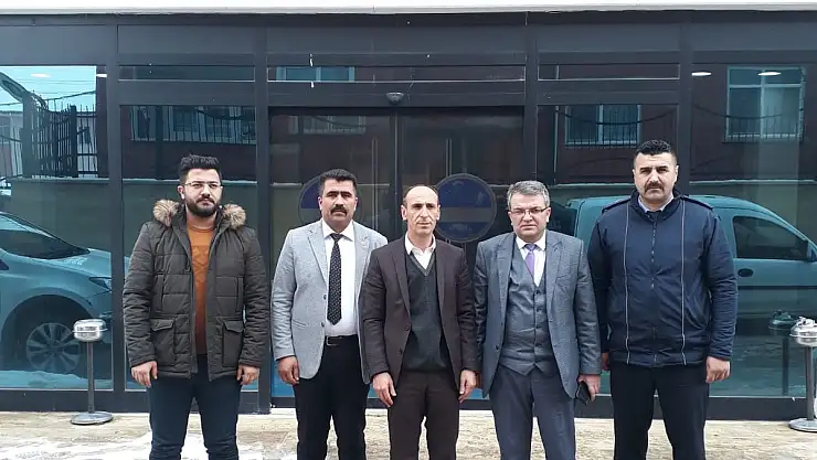 PINARBAŞI'DAN YOLA ÇIKAN YARDIM TIRI ELAZIĞ'A ULAŞTI