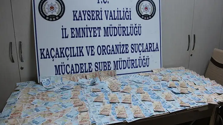 Piyasaya sahte para süren 3 kişi yakalandı