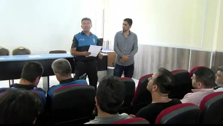 Polisten Suriyeli esnafa, 'Çocuklarınıza sahip çıkın' uyarısı