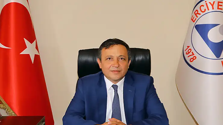 REKTÖR ÇALIŞ: '19 MAYIS 1919 TÜRK GENÇLERİNE ARMAĞAN EDİLMİŞTİR'