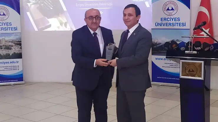 REKTÖR ÇALIŞ,  GAZETECİLERLE BULUŞTU