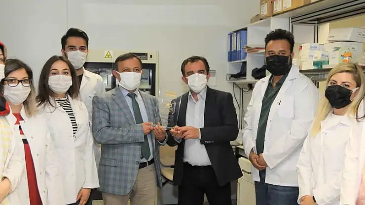 REKTÖR ÇALIŞ'DAN ERAGEM EKİBİNE TEŞEKKÜR ZİYARETİ