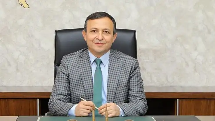 REKTÖR ÇALIŞ'TAN YENİ YIL MESAJI