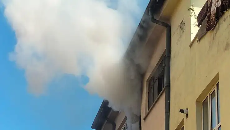 SAHABİYE'DE YANGIN: 6 KİŞİLİK AİLE ÖLÜMDEN DÖNDÜ