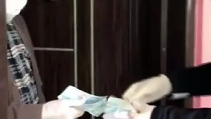 ŞEHİT BABASINDAN DUYGULANDIRAN HAREKET