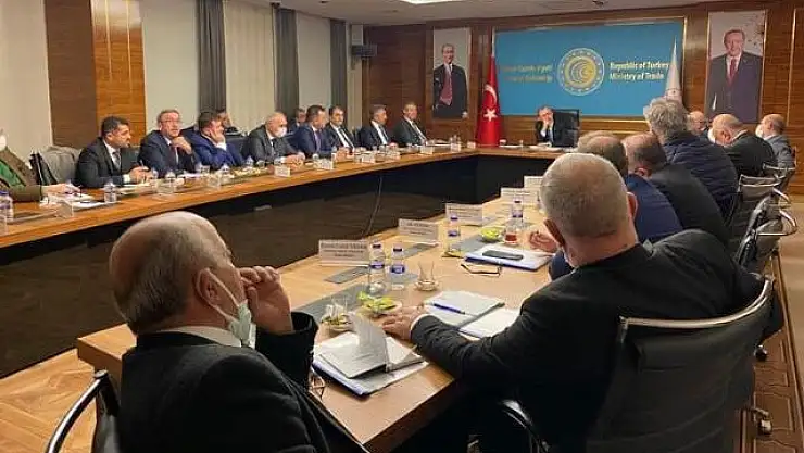 ŞEKER SEKTÖRÜ MASAYA YATIRILDI  