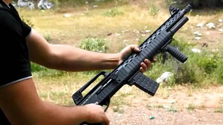 SİLAHLARIN KONUŞTUĞU KAVGADA: 3 ÖLÜ, 3 YARALI