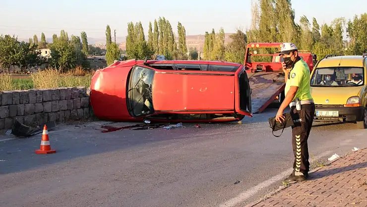 SON DAKİKA! TALATPAŞA'DA KAZA: 2 YARALI