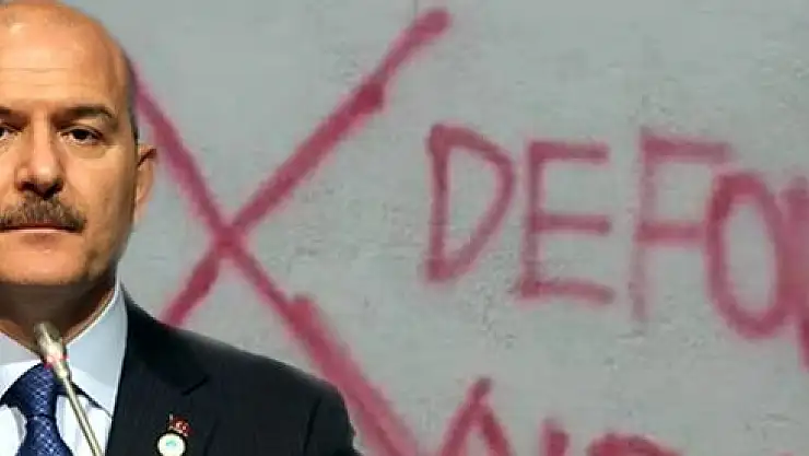 SOYLU, İZMİR'DE ALEVİ AİLENİN EVİNİN İŞARETLENMESİNE ÇOK SERT TEPKİ GÖSTERDİ