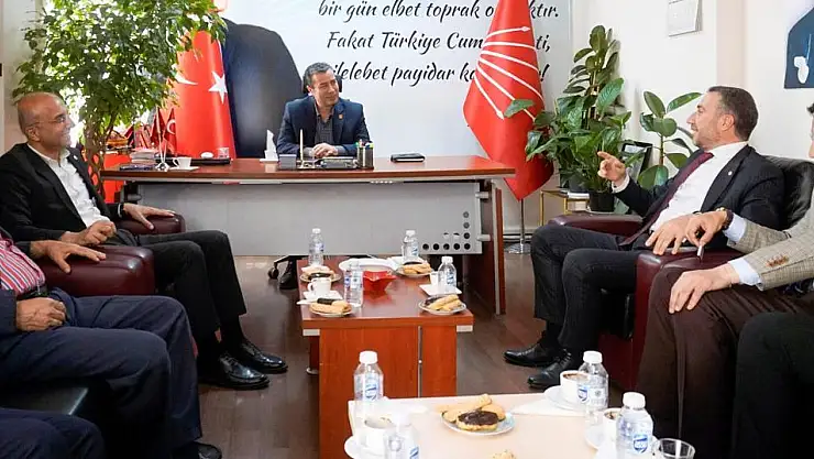 SP KAYSERİ'DEN CHP'YE ZİYARET