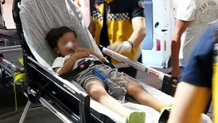 SU YERİNE YANLIŞLIKLA TİNER İÇEN ÇOCUK HASTANELİK OLDU