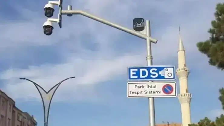 SÜRÜCÜLER DİKKAT! O SOKAKTA ORTALAMA HIZ İHLALİ TESPİT SİSTEMİ KURULDU