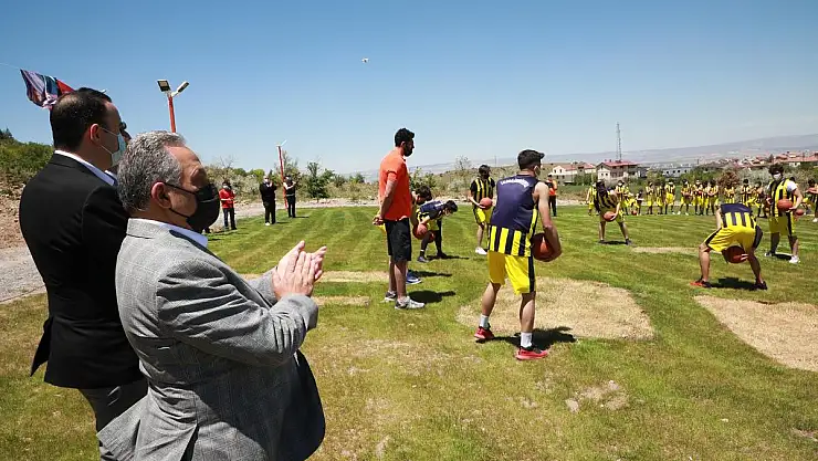 TALAS'TA 19 MAYIS COŞKUSU