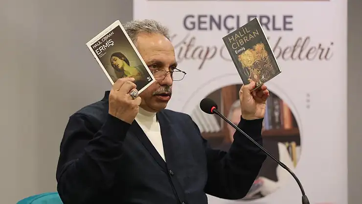 TALAS'TA 'GENÇLERLE KİTAP SOHBETLERİ' BAŞLADI