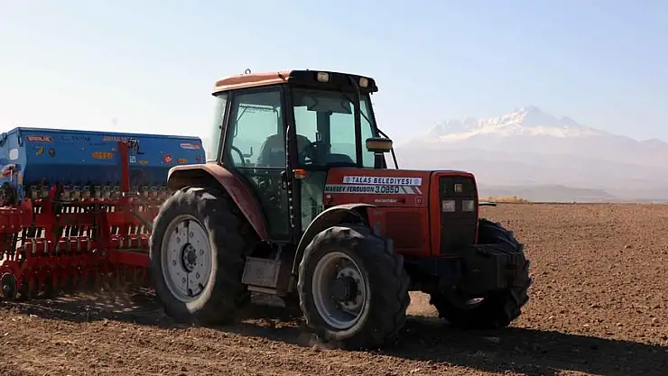 TALAS'TA TARIMSAL FAALİYETLER HIZ KESMİYOR