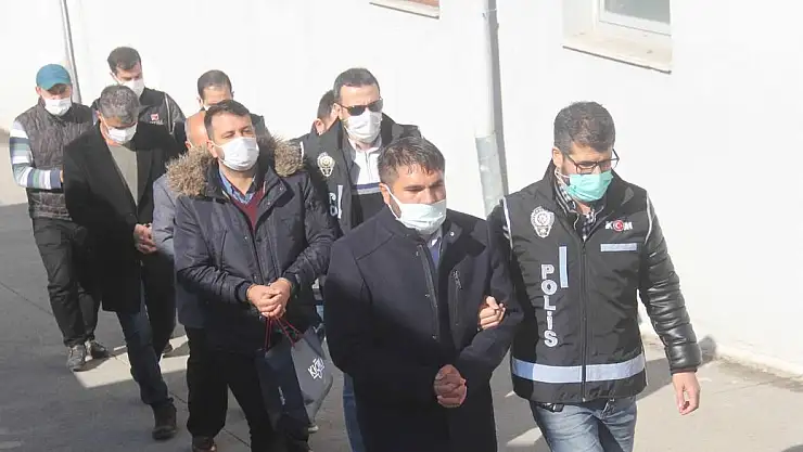 TEFECİ DOKTOR'DAN 'ONLAR BENİM HASTALARIM' SAVUNMASI