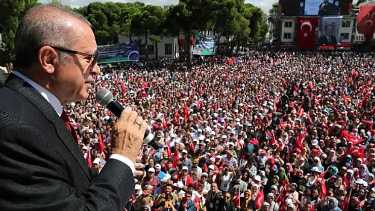 Tepki için yere dolar atan vatandaşa Erdoğan'dan beklenmedik yanıt!