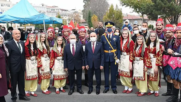 TÜRKİYE CUMHURİYETİ 98 YAŞINDA