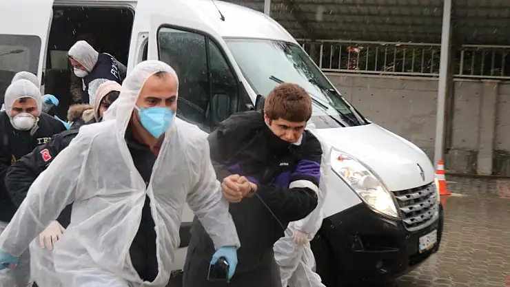 TÜRKİYE CUMHURİYETİ'NE KÜFÜR EDEN ZANLILAR TUTUKLANDI!