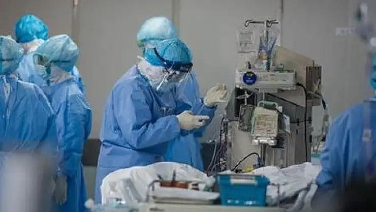 TÜRKİYE'DE İBRE TERSİNE DÖNDÜ! DELTA VARYANTINDA 3 KAT ARTIŞ VAR