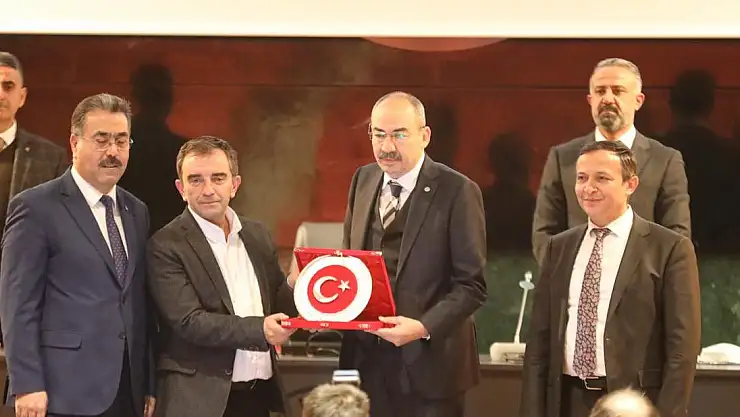 TURKOVAC'IN VARYANTLARA KARŞI KORUYUCULUĞU ÜZERİNE ÇALIŞILIYOR