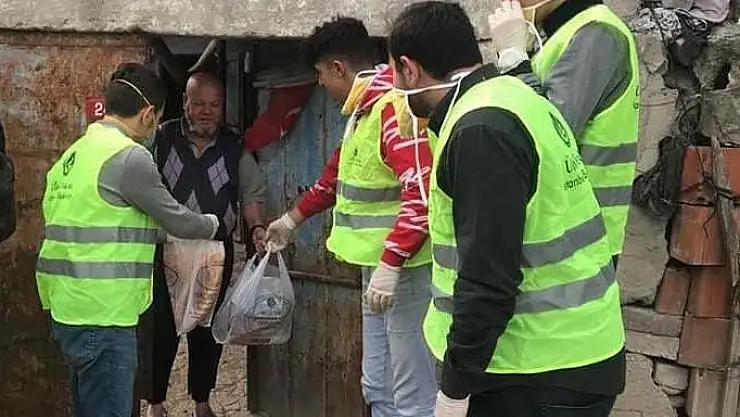 ÜLKÜ OCAKLARI, YAŞLILARIN HİZMETİNDE