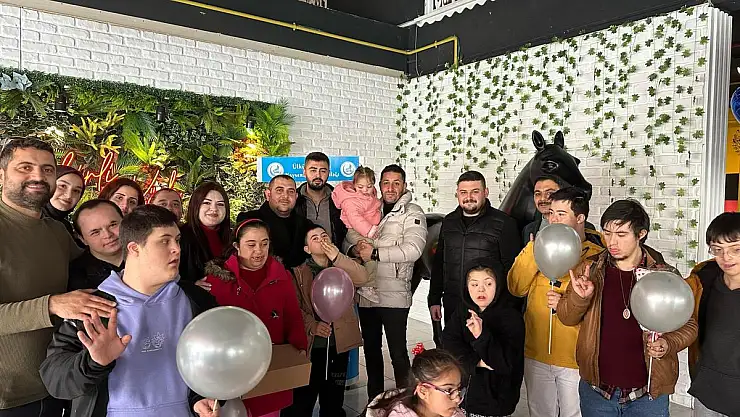 ÜLKÜ OCAKLARI'NDAN DOWN SENDROMLU ÇOCUKLARA ANLAMLI ZİYARET