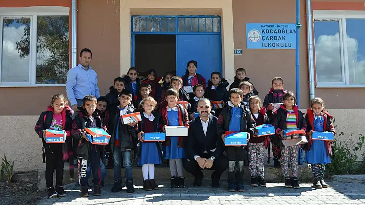 ÜLKÜ OCAKLARINDAN KÖY OKULLARINA YARDIM SEFERBERLİĞİ