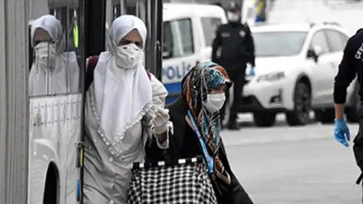 UMREDEN DÖNENLERİN KARANTİNA SÜRESİ UZATILDI