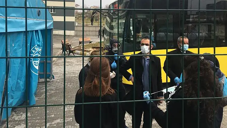 UMREDEN GELEN 315 KİŞİ KAYSERİ'DE KARANTİNAYA ALINDI