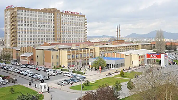 ÜNİVERSİTE HASTAHANESİ'NDE EKSİK MÜDAHALE İDDİASI